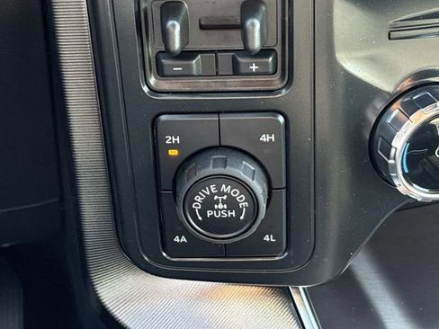 New 2025 Ford F150 Platinum w/ FX4 Off-Road Package image 31
