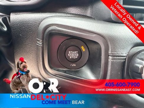 Used 2024 Jeep Wrangler Unlimited Sahara AWD/4WD image 27