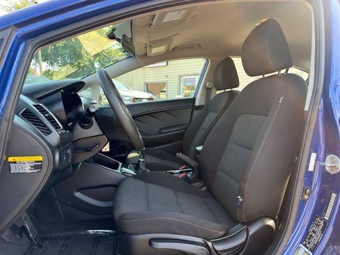 Used 2017 Kia Forte LX FWD image 15