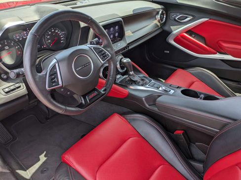 Used 2022 Chevrolet Camaro SS RWD image 13