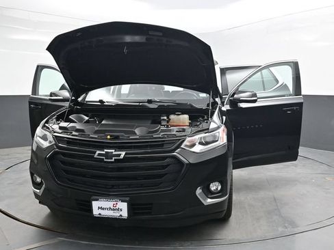 Used 2019 Chevrolet Traverse LT w/ LT Premium Package AWD/4WD image 48