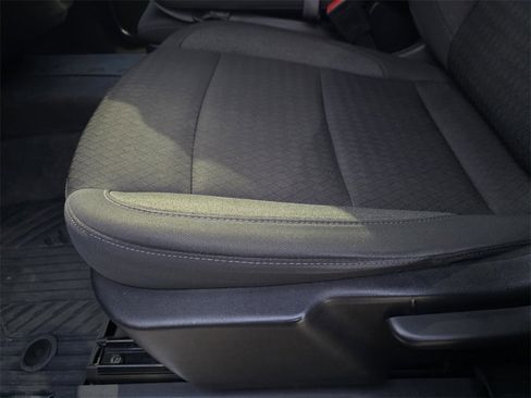 Used 2024 Chevrolet Silverado 2500 LT image 19