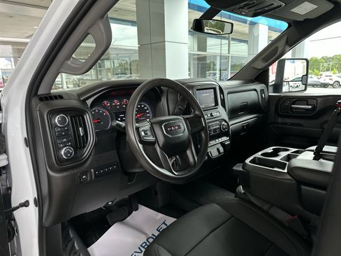 Used 2022 GMC Sierra 3500 Pro w/ Convenience Package AWD/4WD image 10