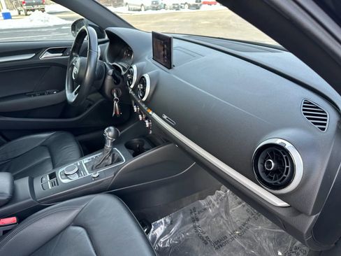 Used 2018 Audi A3 2.0T Premium image 29