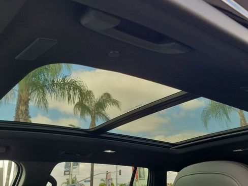 Used 2026 GMC Acadia AT4 w/ Luxury Package image 19