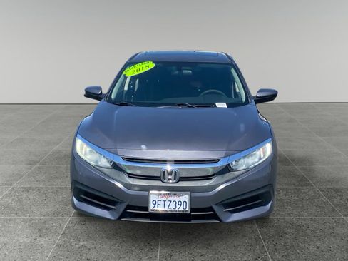 Used 2018 Honda Civic EX image 8