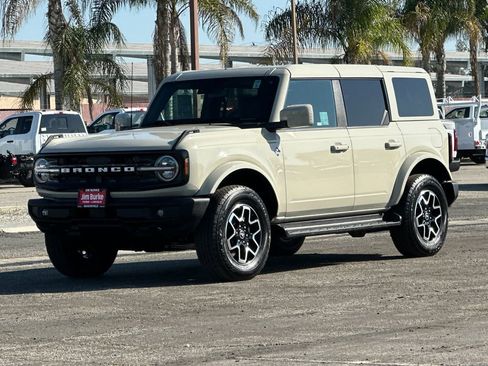 Certified 2025 Ford Bronco Outer Banks image 9