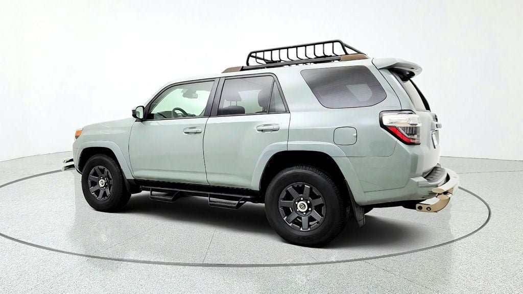 Used 2022 Toyota 4Runner Trail Special Edition AWD/4WD image 7