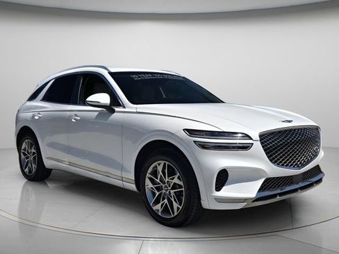 Used 2025 Genesis GV70 2.5T AWD/4WD image 9