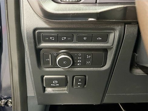 Used 2021 Ford F150 Platinum w/ FX4 Off-Road Package image 10