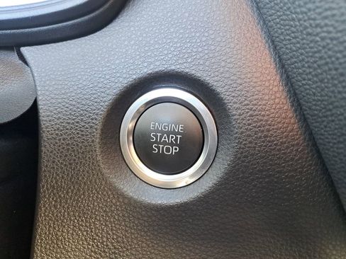 Certified 2025 Toyota Corolla LE image 27