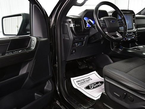 Used 2022 Ford F150 XLT w/ Equipment Group 302A High image 17