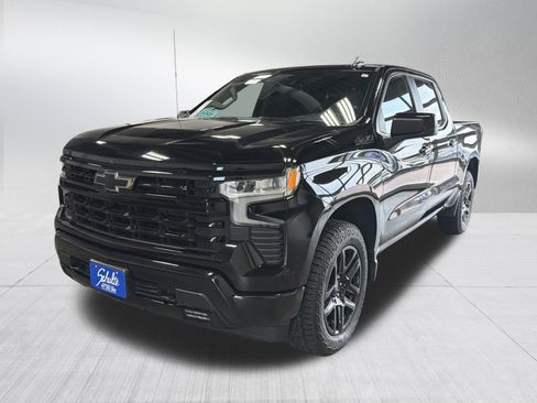Used 2024 Chevrolet Silverado 1500 RST AWD/4WD image 3