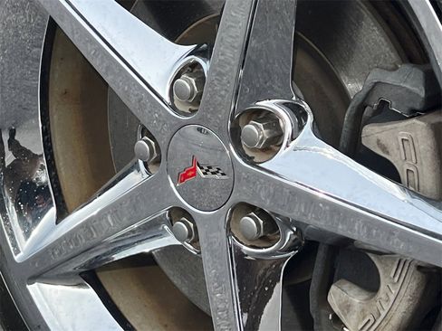 Used 2011 Chevrolet Corvette Convertible w/ Preferred Equipment Group image 14