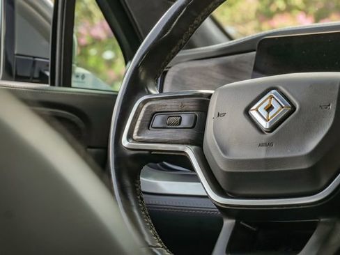 Used 2022 Rivian R1T Launch Edition image 25
