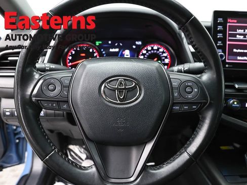 Used 2023 Toyota Camry XSE FWD image 10