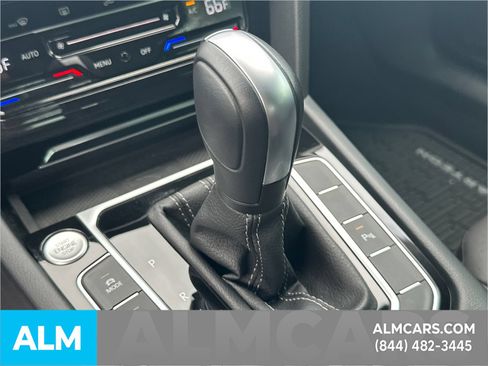 Used 2023 Volkswagen Arteon SE FWD image 35