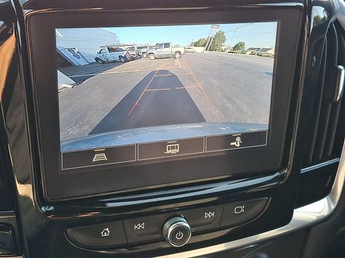 Used 2023 Chevrolet Traverse LT AWD/4WD image 20