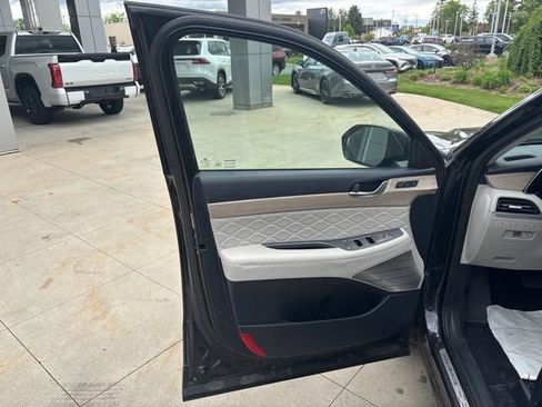 Used 2021 Hyundai Palisade Calligraphy w/ Cargo Package AWD/4WD image 13