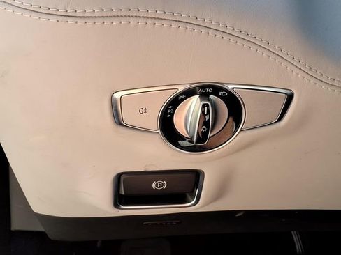 Used 2015 Mercedes-Benz S 550 4MATIC Coupe image 16