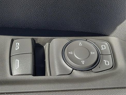 New 2026 GMC Sierra 1500 Pro w/ Pro Value Package image 15