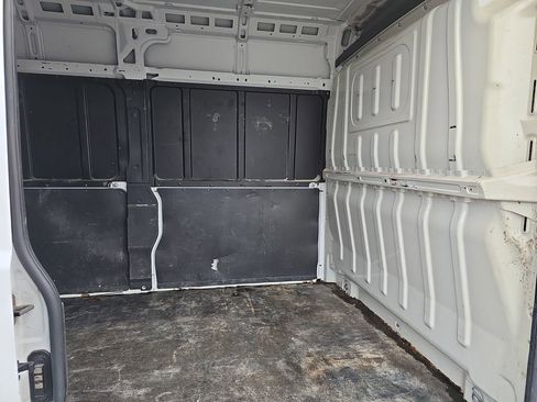 Used 2021 RAM ProMaster 2500 image 11