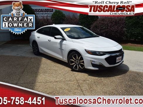 Used 2025 Chevrolet Malibu RS FWD image 1