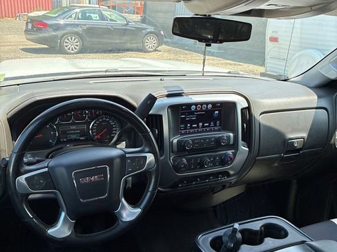 Used 2017 GMC Sierra 1500 SLE w/ SLE Value Package AWD/4WD image 11