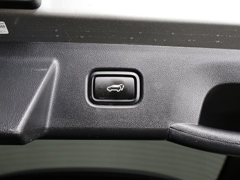 Used 2023 Hyundai Tucson Limited w/ Winter Package AWD/4WD image 58