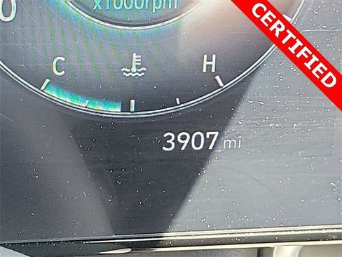 Used 2024 Hyundai Elantra SEL w/ Convenience Package image 7