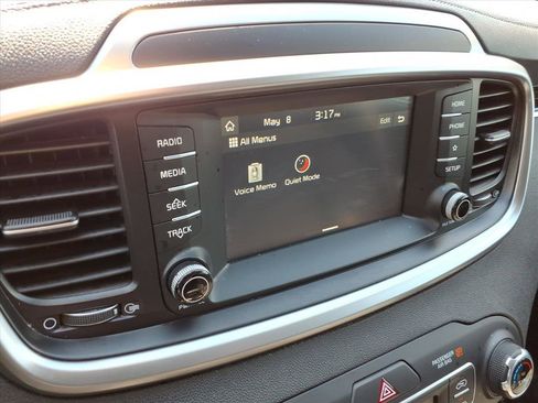 Used 2020 Kia Sorento LX w/ LX I4 Convenience Package FWD image 29