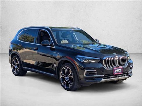 Used 2023 BMW X5 xDrive40i image 3