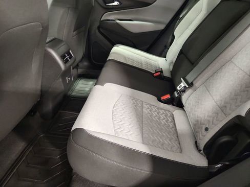 Used 2024 Chevrolet Equinox LS FWD image 23