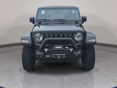 Used 2025 Jeep Wrangler Sport AWD/4WD image 2