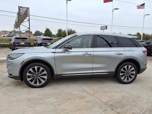 Certified 2022 Lincoln Corsair Reserve w/ Elements Package image 3