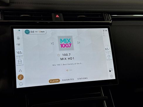 Used 2026 Land Rover Range Rover Velar Dynamic SE image 15