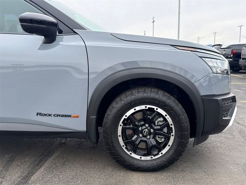 Used 2024 Nissan Pathfinder Rock Creek image 15