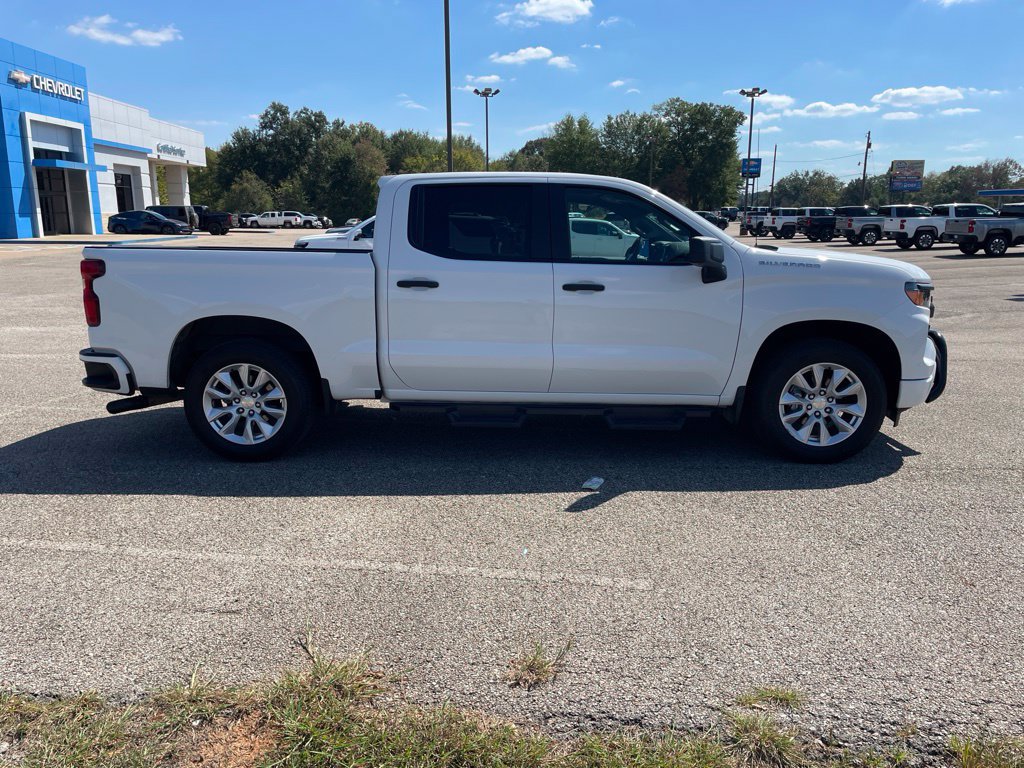 Used 2022 Chevrolet Silverado 1500 Custom RWD image 7