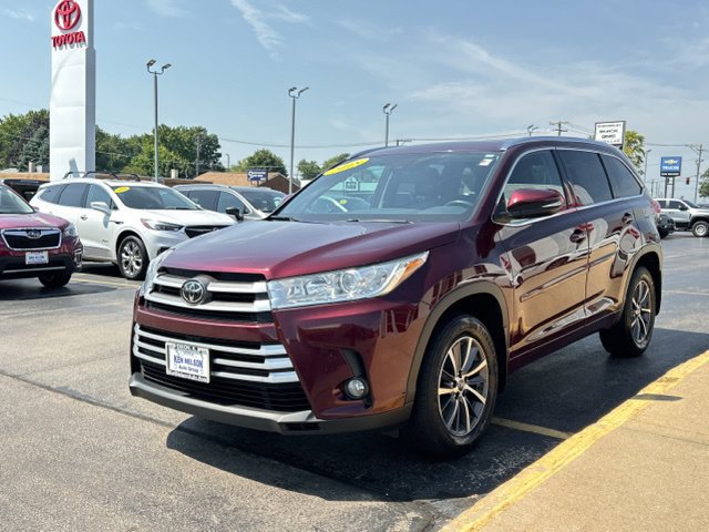 Used 2018 Toyota Highlander XLE AWD/4WD image 5