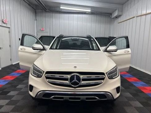 Used 2022 Mercedes-Benz GLC 300 4MATIC w/ Driver Assistance Package image 14