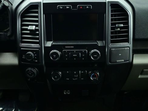 Used 2019 Ford F150 XLT w/ Equipment Group 301A Mid image 5