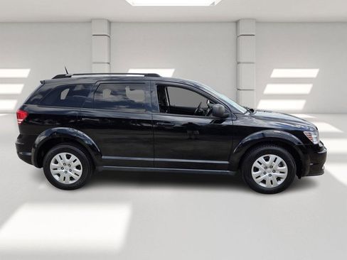 Used 2020 Dodge Journey SE image 6