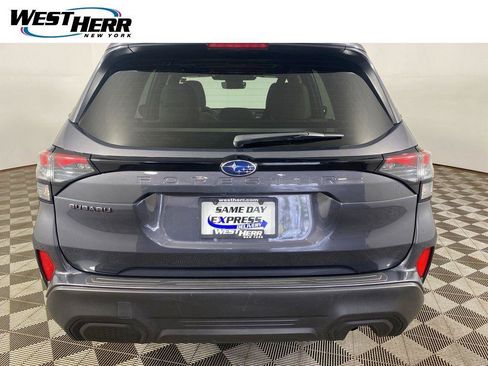 Used 2025 Subaru Forester Premium AWD/4WD image 19