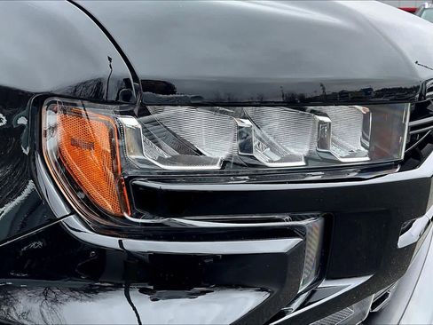 Used 2021 Chevrolet Silverado 1500 LT Trail Boss image 25