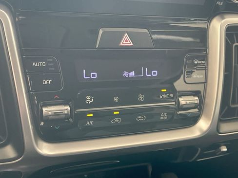 Used 2023 Kia Sorento X-Line EX AWD/4WD image 18