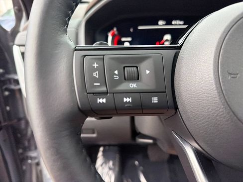Certified 2023 Nissan Rogue Platinum w/ Platinum Premium Package FWD image 23