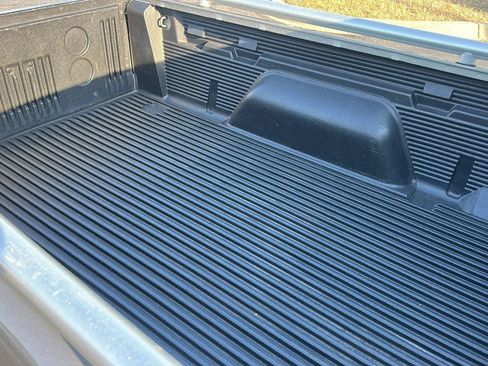 Used 2001 GMC Sonoma SLS w/ Hot Looks Pkg RWD image 8