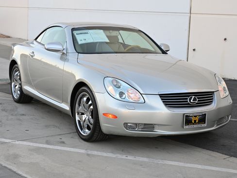 Used 2004 Lexus SC 430 Convertible image 14