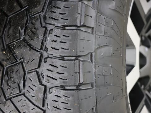 Used 2019 Toyota Tacoma TRD Off-Road image 13