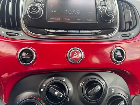 Used 2017 FIAT 500 Pop w/ Sport Appearance Package FWD image 19